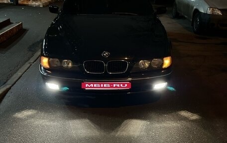 BMW 5 серия, 2000 год, 750 000 рублей, 8 фотография