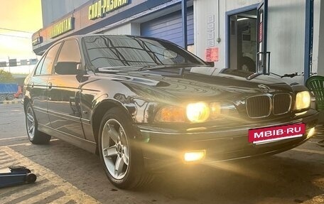 BMW 5 серия, 2000 год, 750 000 рублей, 9 фотография