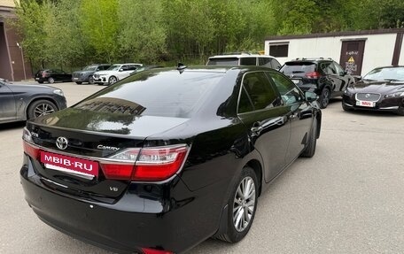 Toyota Camry, 2016 год, 2 300 000 рублей, 10 фотография