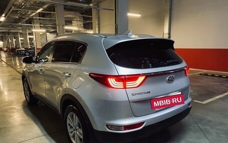 KIA Sportage IV рестайлинг, 2018 год, 2 499 000 рублей, 6 фотография