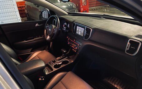 KIA Sportage IV рестайлинг, 2018 год, 2 499 000 рублей, 17 фотография