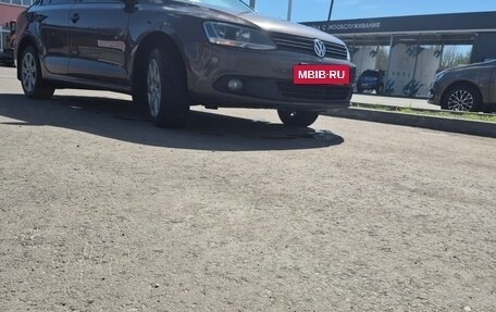 Volkswagen Jetta VI, 2013 год, 1 050 000 рублей, 20 фотография