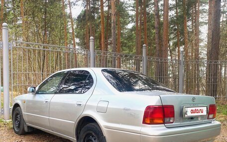 Toyota Vista, 1994 год, 300 000 рублей, 4 фотография