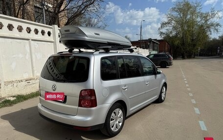 Volkswagen Touran III, 2007 год, 679 999 рублей, 14 фотография