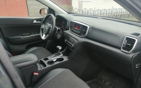 KIA Sportage IV рестайлинг, 2019 год, 2 193 000 рублей, 4 фотография
