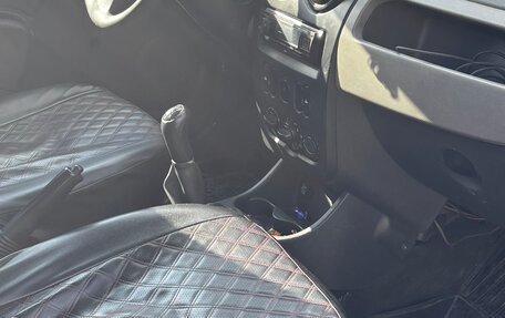 Renault Logan I, 2015 год, 310 000 рублей, 9 фотография