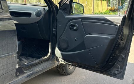 Renault Logan I, 2015 год, 310 000 рублей, 6 фотография