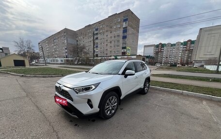 Toyota RAV4, 2021 год, 3 625 000 рублей, 1 фотография