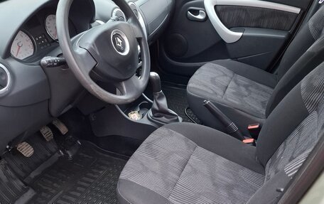 Renault Sandero I, 2014 год, 700 000 рублей, 3 фотография