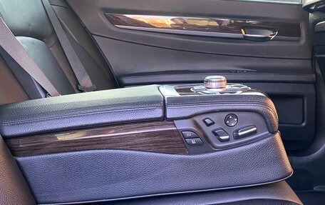 BMW 7 серия, 2011 год, 1 550 000 рублей, 21 фотография