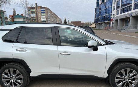Toyota RAV4, 2021 год, 3 625 000 рублей, 12 фотография