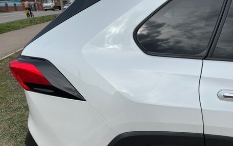 Toyota RAV4, 2021 год, 3 625 000 рублей, 18 фотография