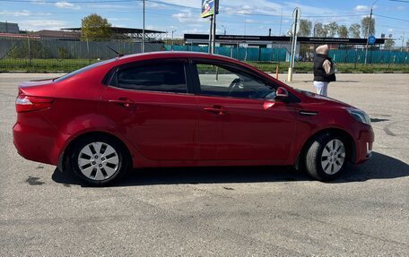 KIA Rio III рестайлинг, 2011 год, 750 000 рублей, 2 фотография