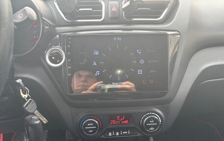 KIA Rio III рестайлинг, 2011 год, 750 000 рублей, 12 фотография