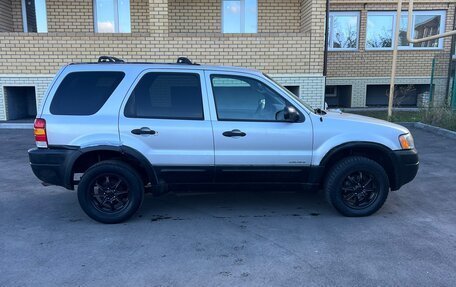 Ford Escape II, 2001 год, 300 000 рублей, 3 фотография