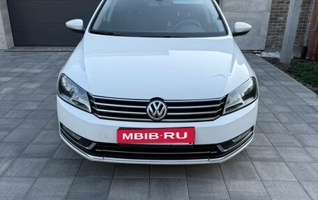 Volkswagen Passat B7, 2012 год, 1 355 000 рублей, 10 фотография