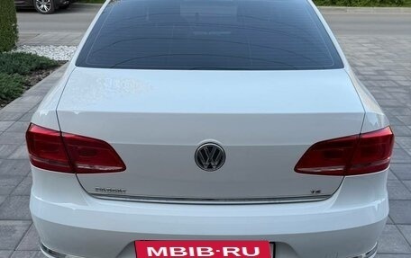 Volkswagen Passat B7, 2012 год, 1 355 000 рублей, 12 фотография