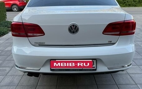Volkswagen Passat B7, 2012 год, 1 355 000 рублей, 14 фотография
