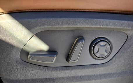 Hyundai Staria, 2022 год, 6 070 000 рублей, 15 фотография