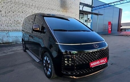 Hyundai Staria, 2022 год, 6 070 000 рублей, 8 фотография