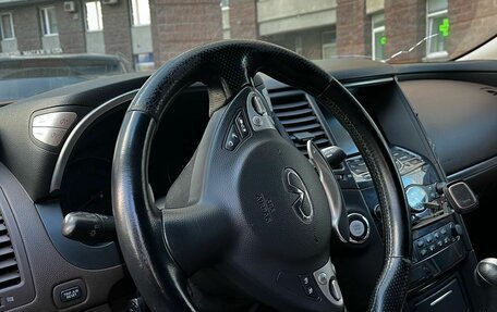 Infiniti FX II, 2010 год, 1 850 000 рублей, 19 фотография