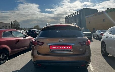 Infiniti FX II, 2010 год, 1 850 000 рублей, 17 фотография