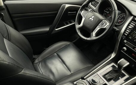 Mitsubishi Pajero Sport III рестайлинг, 2020 год, 3 399 000 рублей, 13 фотография