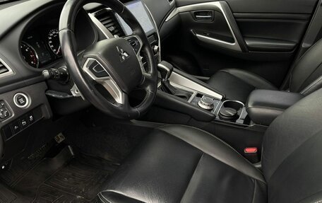 Mitsubishi Pajero Sport III рестайлинг, 2020 год, 3 399 000 рублей, 17 фотография