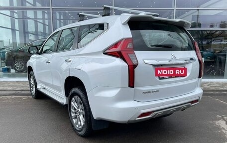 Mitsubishi Pajero Sport III рестайлинг, 2020 год, 3 399 000 рублей, 7 фотография