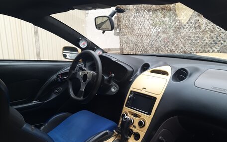 Toyota Celica VII рестайлинг, 2000 год, 1 000 000 рублей, 15 фотография