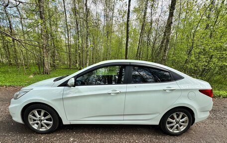 Hyundai Solaris II рестайлинг, 2013 год, 950 000 рублей, 8 фотография
