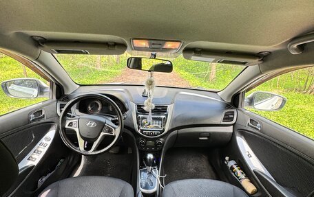 Hyundai Solaris II рестайлинг, 2013 год, 950 000 рублей, 10 фотография