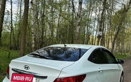 Hyundai Solaris II рестайлинг, 2013 год, 950 000 рублей, 4 фотография