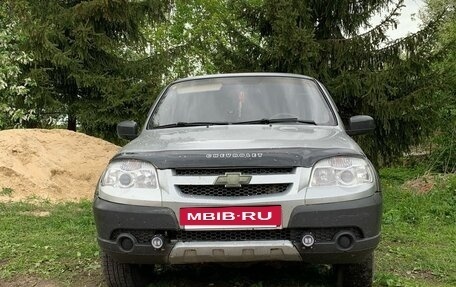 Chevrolet Niva I рестайлинг, 2013 год, 450 000 рублей, 6 фотография