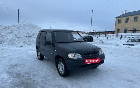 Chevrolet Niva I рестайлинг, 2012 год, 650 000 рублей, 3 фотография