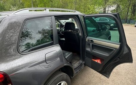Volkswagen Touareg III, 2009 год, 1 300 000 рублей, 8 фотография