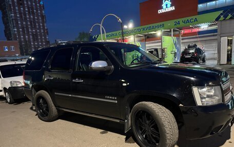 Chevrolet Tahoe III, 2013 год, 2 350 000 рублей, 2 фотография