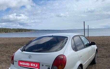 Toyota Corolla, 2001 год, 250 000 рублей, 4 фотография