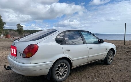Toyota Corolla, 2001 год, 250 000 рублей, 3 фотография