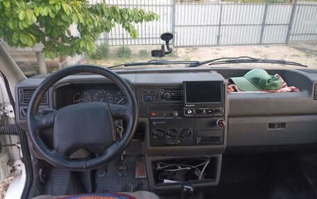 Volkswagen Transporter T4, 1997 год, 720 000 рублей, 2 фотография