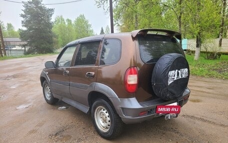 Chevrolet Niva I рестайлинг, 2006 год, 330 000 рублей, 5 фотография