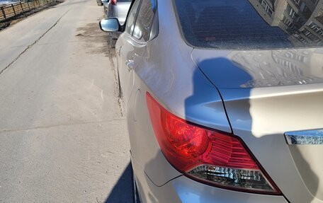 Hyundai Solaris II рестайлинг, 2011 год, 580 000 рублей, 9 фотография