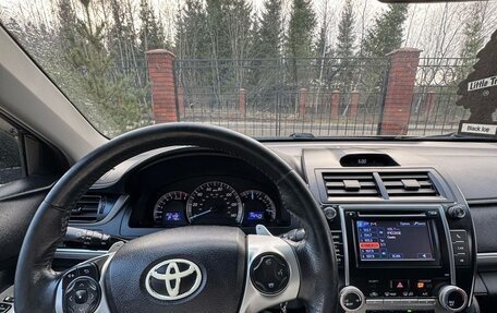 Toyota Camry, 2014 год, 1 650 000 рублей, 6 фотография