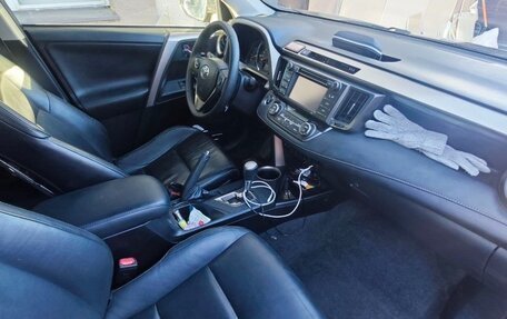 Toyota RAV4, 2013 год, 1 720 000 рублей, 10 фотография