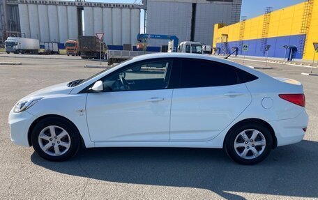 Hyundai Solaris II рестайлинг, 2011 год, 1 095 000 рублей, 4 фотография