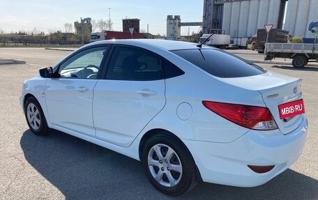 Hyundai Solaris II рестайлинг, 2011 год, 1 095 000 рублей, 5 фотография