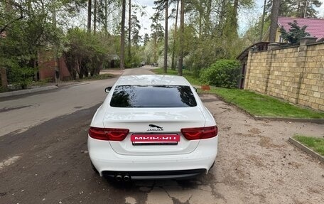 Jaguar XE I рестайлинг, 2015 год, 2 999 000 рублей, 4 фотография