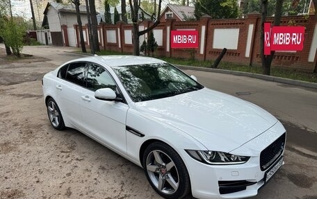 Jaguar XE I рестайлинг, 2015 год, 2 999 000 рублей, 6 фотография