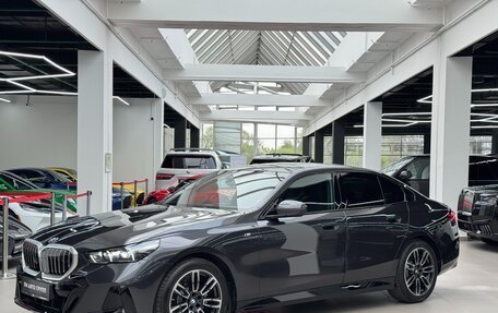 BMW 5 серия, 2024 год, 9 490 000 рублей, 9 фотография