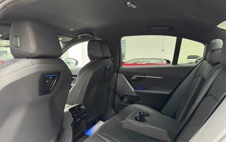 BMW 5 серия, 2024 год, 9 490 000 рублей, 23 фотография